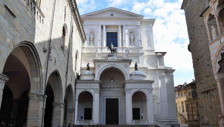 Duomo di Bergamo @fotolia