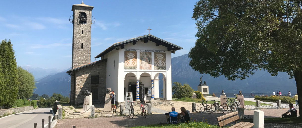 Madonna del Ghisallo, Lago di Como, Lombardia - ph: Museo del Ciclismo Madonna del Ghisallo