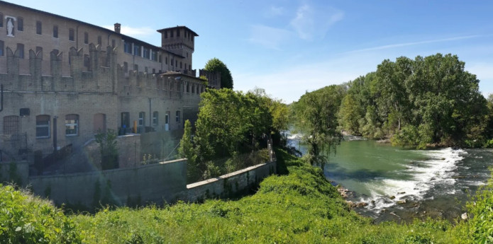 Sulla via del pellegrino: ville, cascine e palazzi nel Parco Oglio Nord