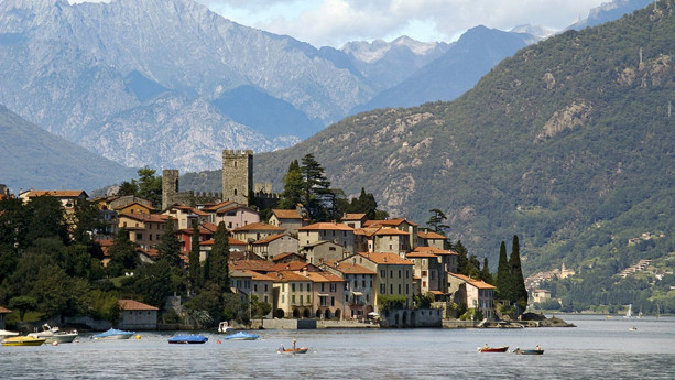Castelli e Fortificazioni intorno al Lago di Como