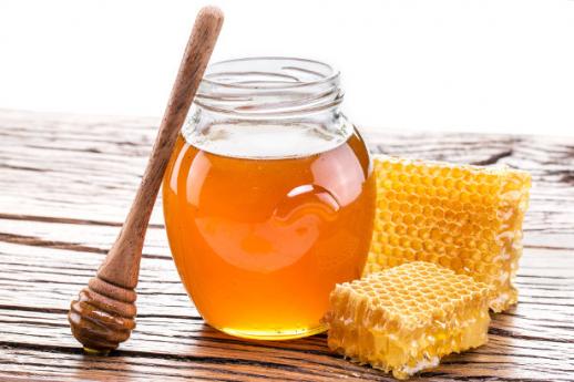 Where to buy honey made by monks in Lombardy