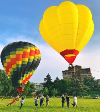 Volo vincolato in mongolfiera per il tuo evento