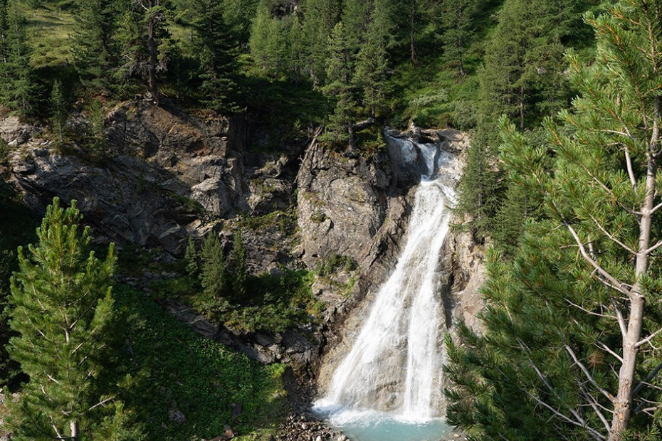 4. Cascade Val Nera à Livigno (province de Sondrio)