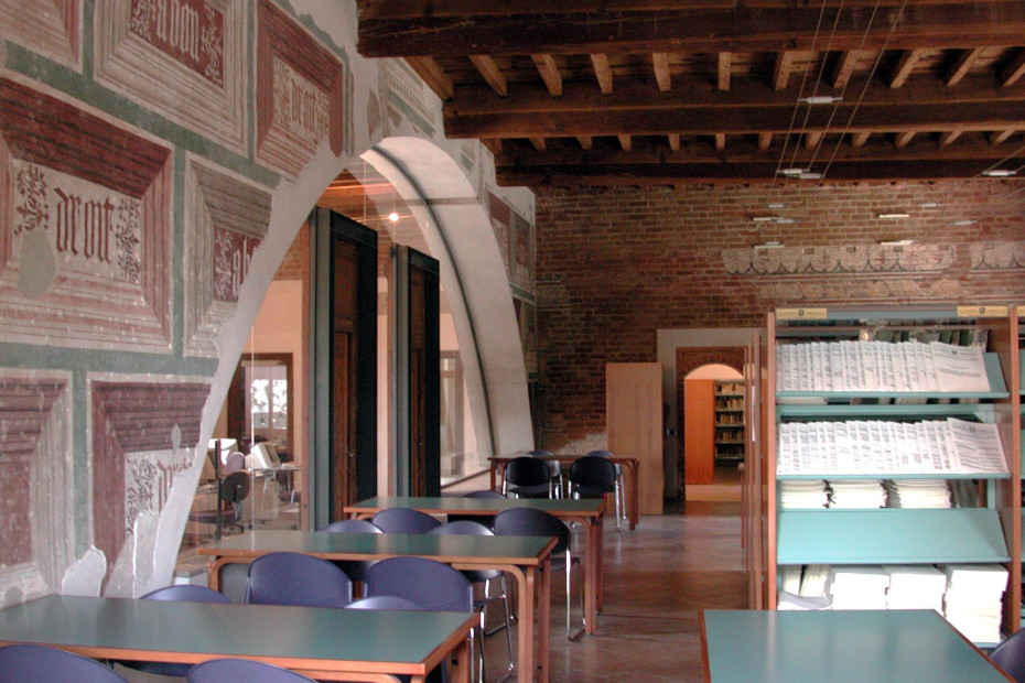 Biblioteca civica R. Brambilla nel Castello Visconteo di Abbiategrasso