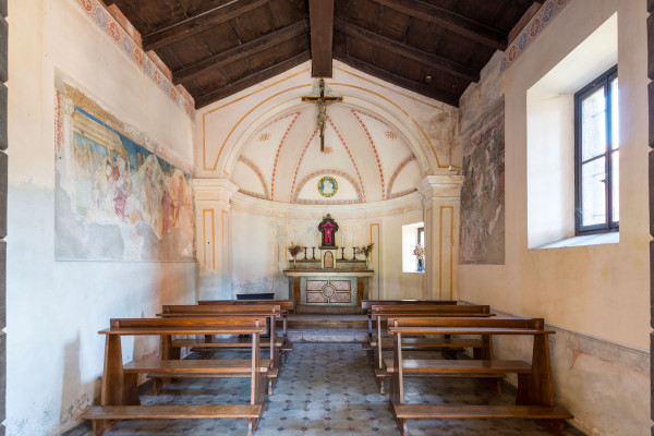 L’oratorio attuale si presenta con un’aula, a navata unica